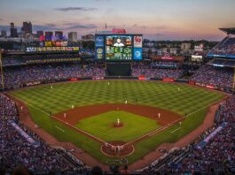 The Braves organist is back for another season!