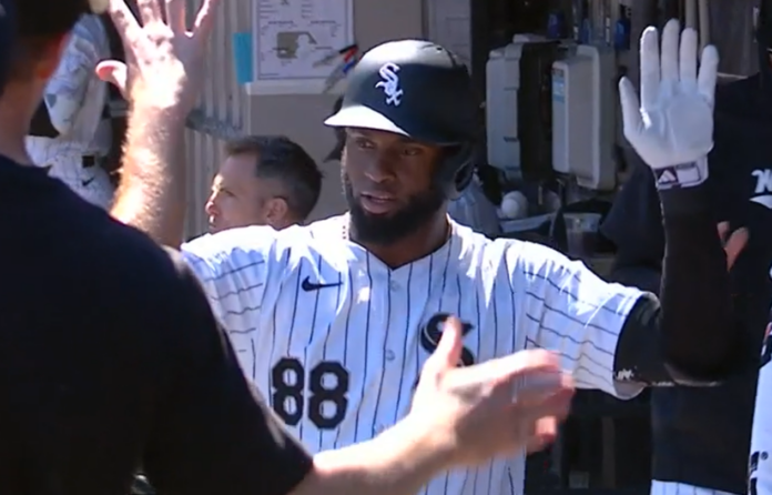 MLB Buzz: Luis Robert Jr. Trade Cost, Mets’ Jansen Drama & Giants’ Next Step MLB Buzz: Luis Robert Jr. Trade Cost, Mets’ Jansen Drama & Giants’ Next Step