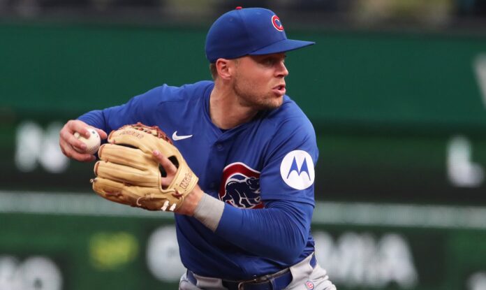 MLB Insider Suggests Cubs Send Gold Glover to Yankees Midseason MLB Insider Suggests Cubs Send Gold Glover to Yankees Midseason