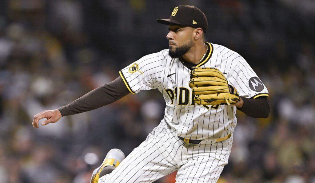 NL Reliever of the Month: Robert Suarez – Padres