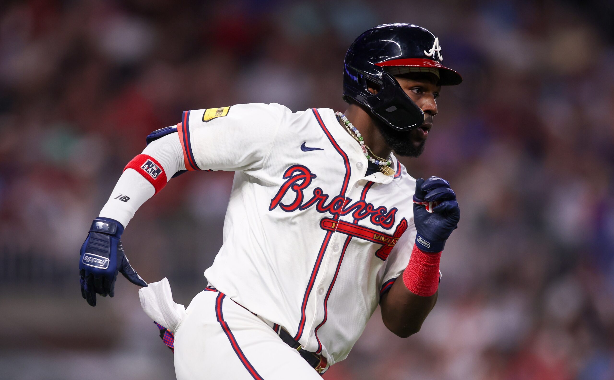 Truist Park Erupts as Braves Centerfielder Roasts the Philles