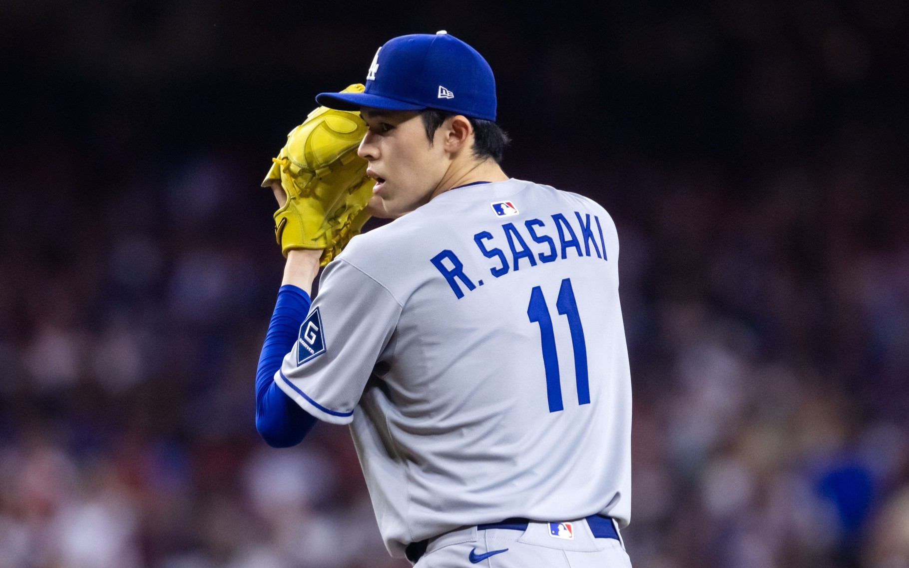 Dodgers Manager Discusses Sending Sasaki Down to Minors