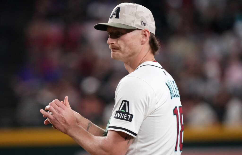 Arizona Diamondbacks (25–22): Bullpen Blues