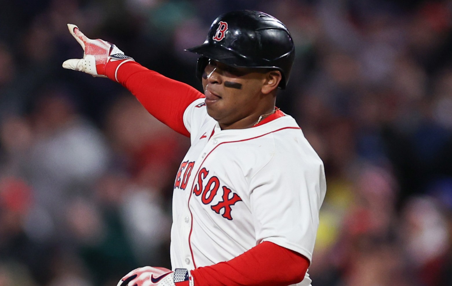 Red Sox Hall of Famer Points Blame Regarding Devers Situation Red Sox Hall of Famer Points Blame Regarding Devers Situation