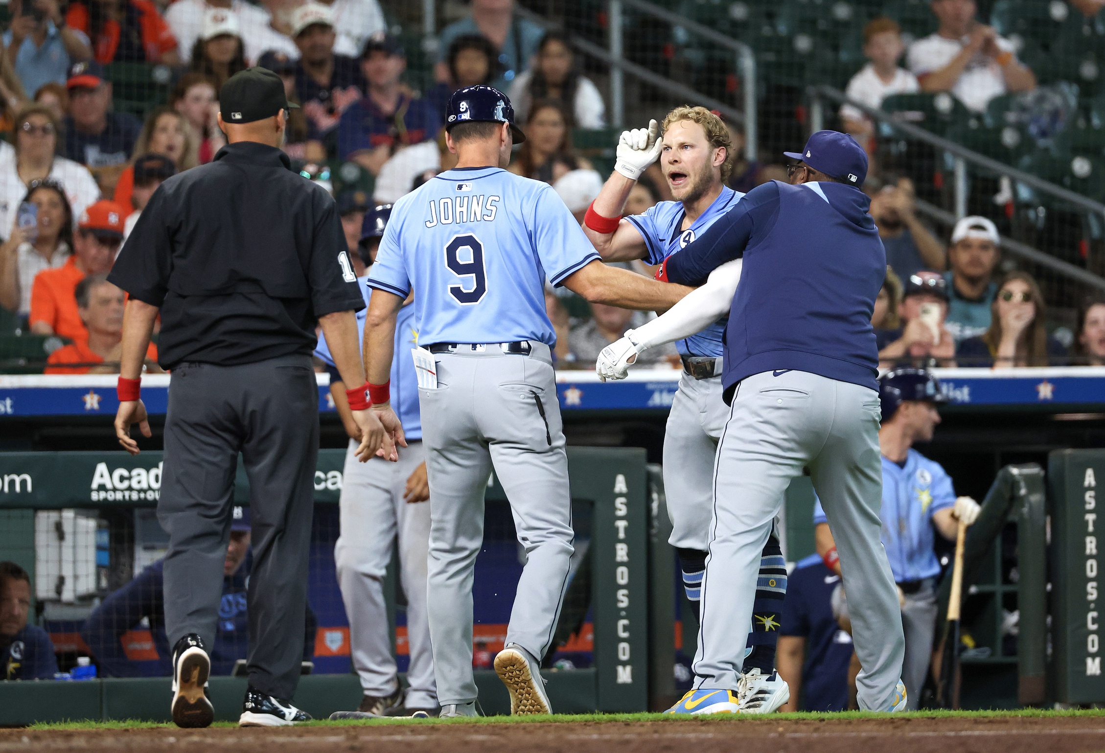 Taylor Walls Fumes At Umpire After Ejection Taylor Walls Fumes At Umpire After Ejection