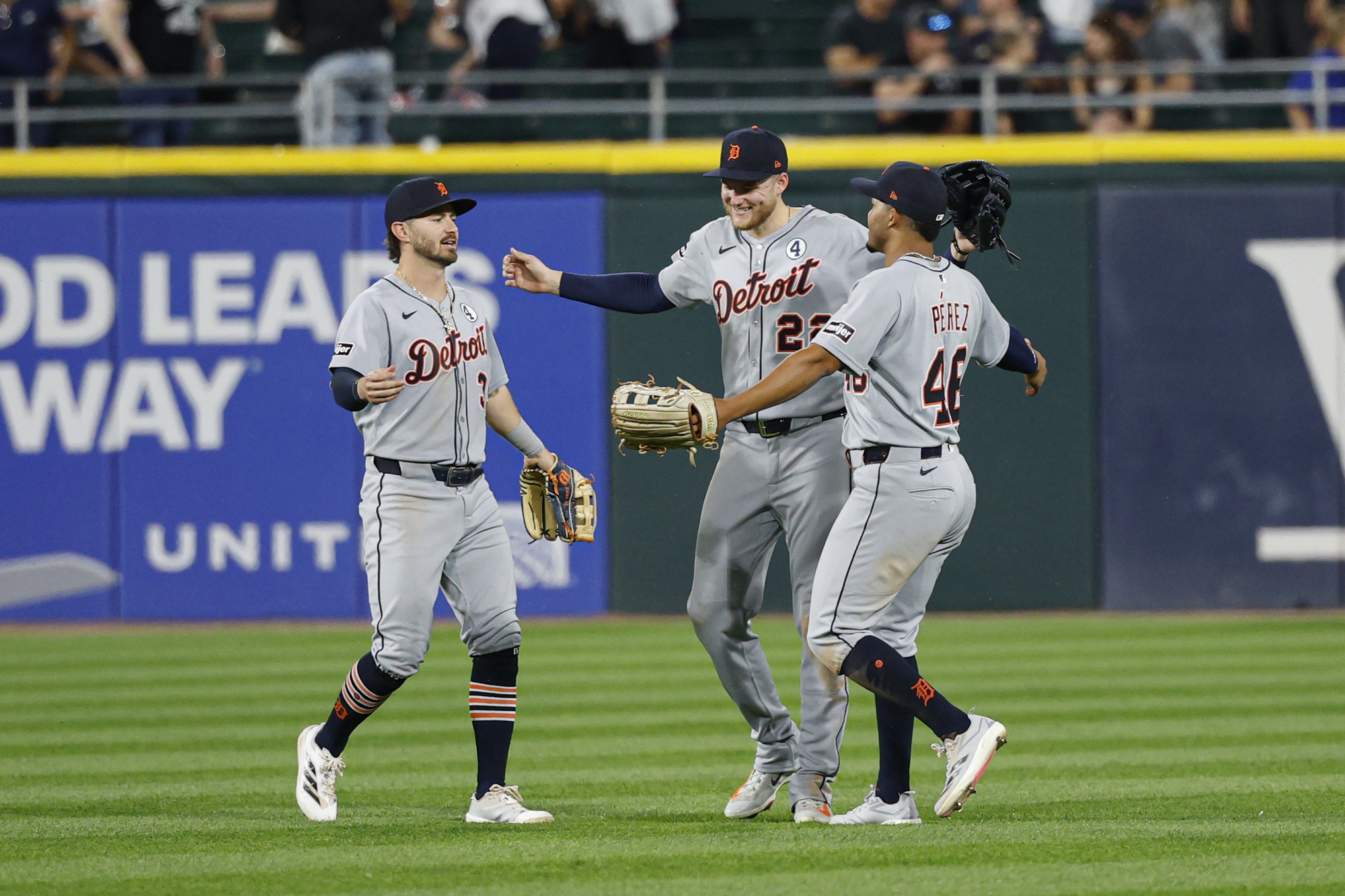 Detroit Tigers Pull Off the Most Bizarre Catch Detroit Tigers Pull Off the Most Bizarre Catch