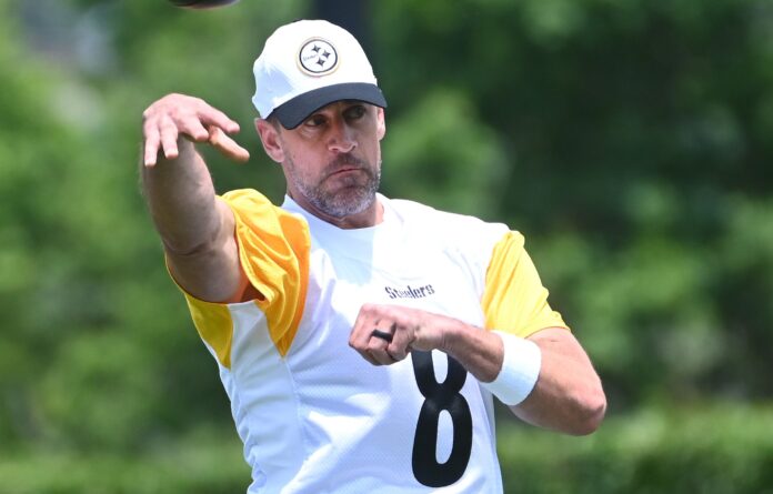 Aaron Rodgers Had One Unusual Request Before Steelers Signing Aaron Rodgers Had One Unusual Request Before Steelers Signing