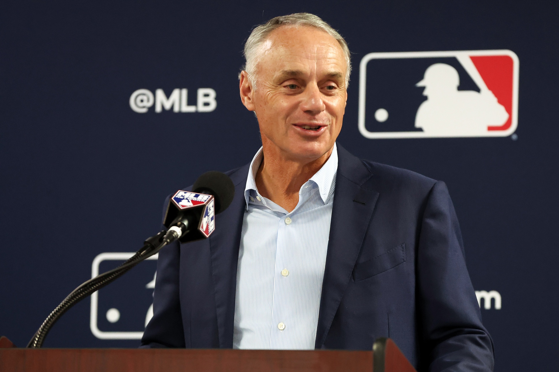 Bidding War Heats Up Over 'Sunday Night Baseball' Package
