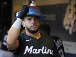 MLB Announcer Snaps On the Marlins' Catcher After Bad Play