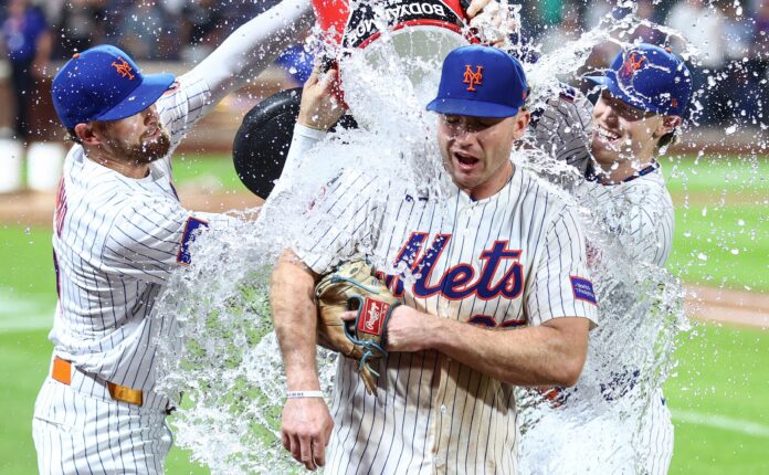 What Insiders Are Saying About Both New York MLB Teams Right Now