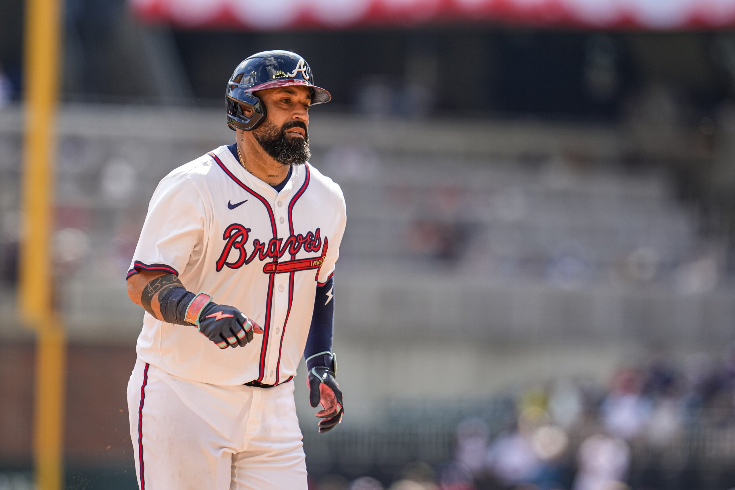 Braves Sign Veteran Catcher Sandy León to Minor League Deal Braves Sign Veteran Catcher Sandy León to Minor League Deal