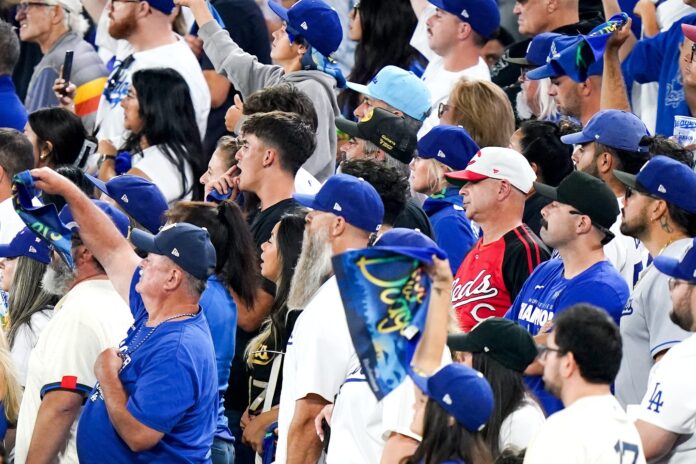 Dodgers Troll Blue Jays Fans With One Brutal Line Dodgers Troll Blue Jays Fans With One Brutal Line