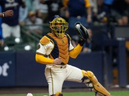 Brewers Turn Chaotic Double Play, Deny Dodgers of Grand Slam