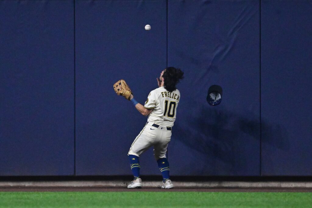 A Deep Fly, a Leaping Catch, and Then… Confusion Unleashed - ATL Braves Country A Deep Fly, a Leaping Catch, and Then… Confusion Unleashed