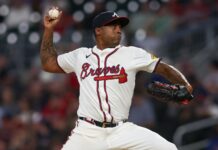 The Braves Retain Prolific Closer on 1-Year, $16M Deal The Braves Retain Prolific Closer on 1-Year, $16M Deal