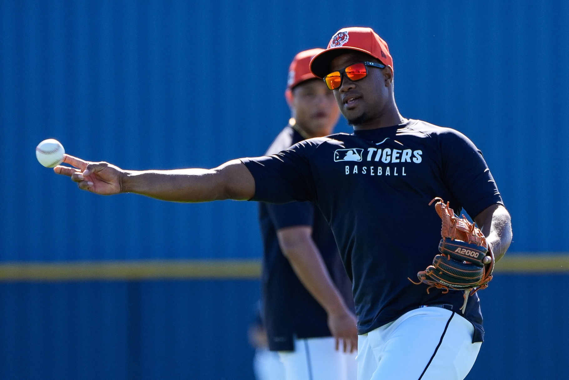 Braves Lose 20-Homer Infielder, Prospect Signs With Brewers Braves Lose 20-Homer Infielder, Prospect Signs With Brewers