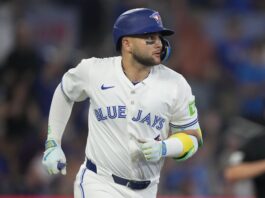 The Braves Plotting Stunning Steal From Blue Jays' Grasp