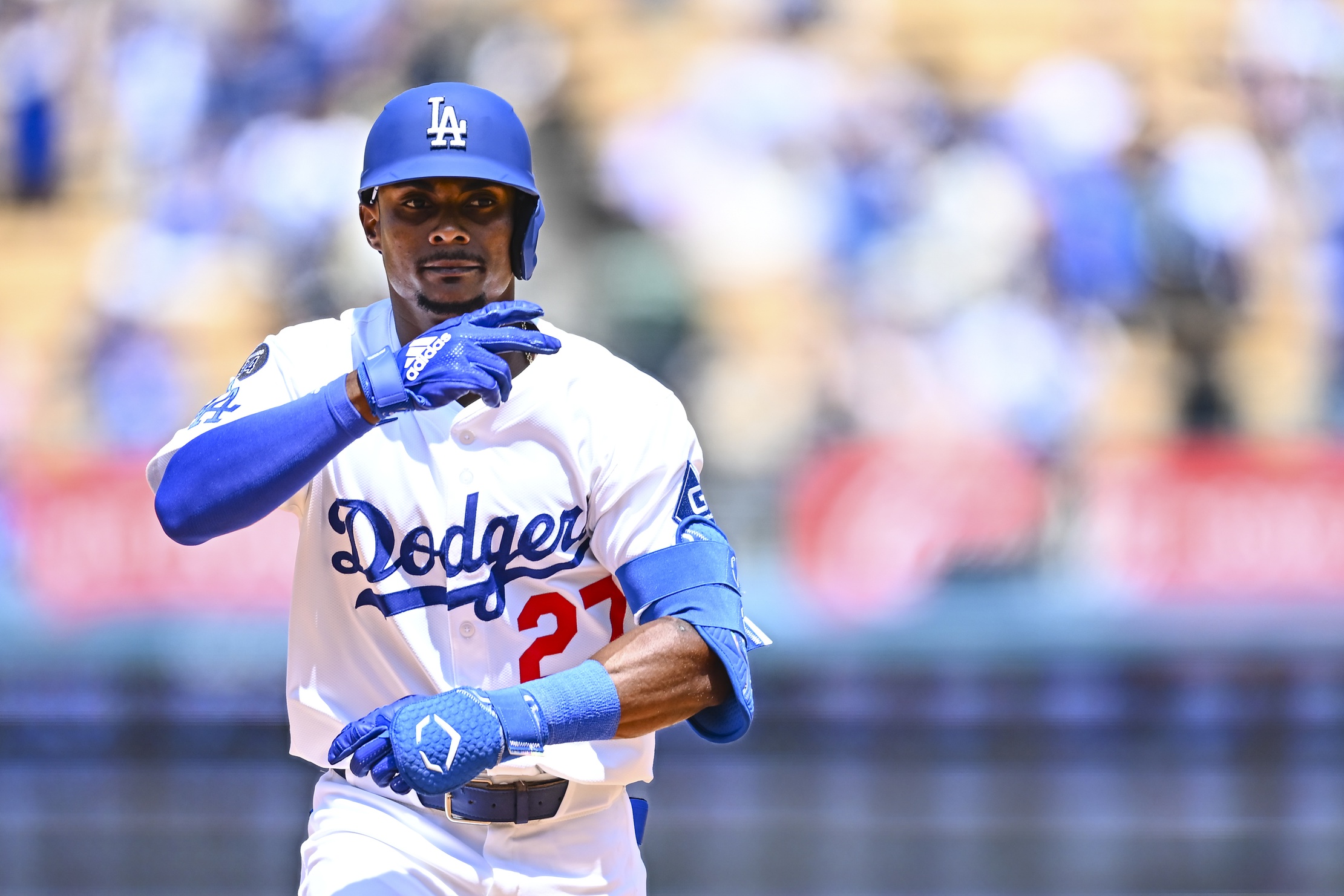 The Dodgers Trade Former MLB Steals Leader to Marlins