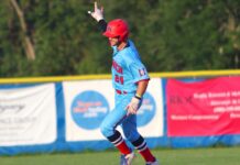 Baseball Star Suffers Freak Leg Injury After Huge Home Run Baseball Star Suffers Freak Leg Injury After Huge Home Run