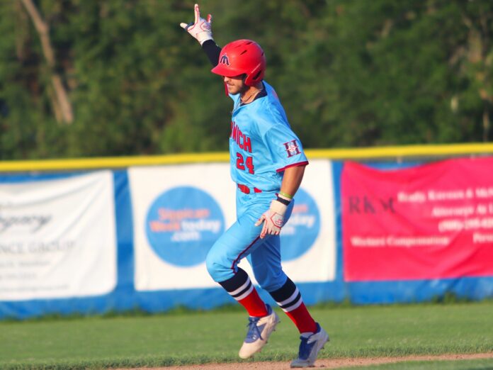 Baseball Star Suffers Freak Leg Injury After Huge Home Run