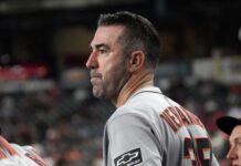 Justin Verlander Returns to the Tigers on a One-Year Deal Justin Verlander Returns to the Tigers on a One-Year Deal