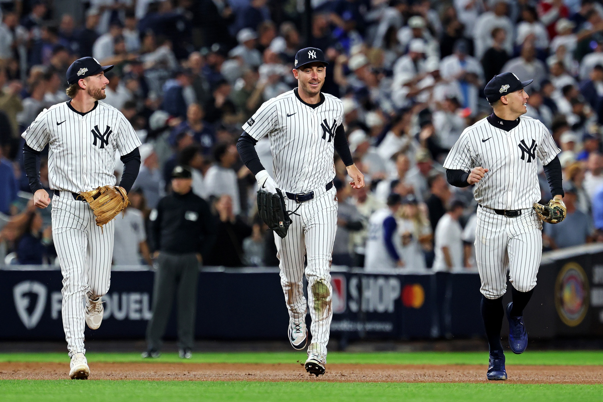 Yankees Send Warning After Blowout Win Over Giants