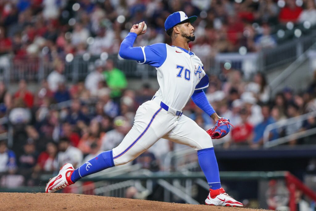 A revolving Braves bullpen strategy takes shape