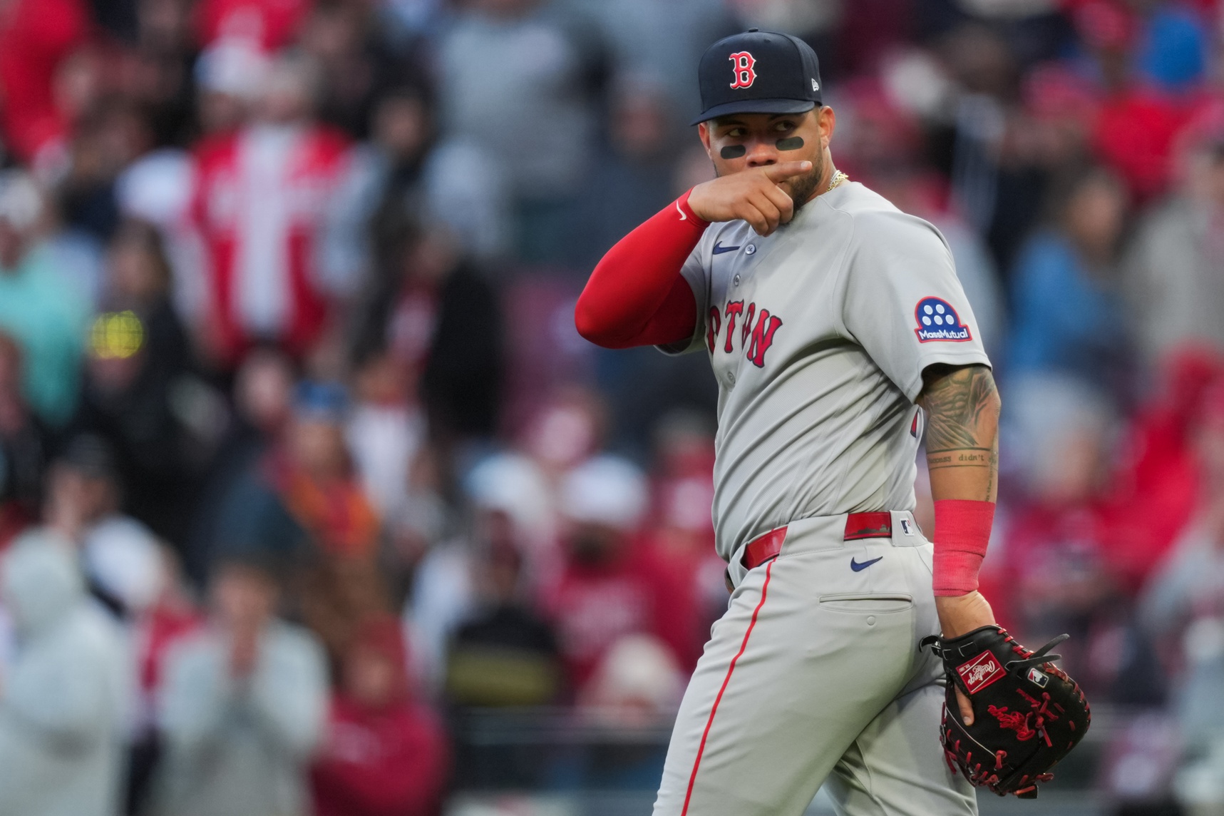 Raging MLB Star Threatens Rival After Getting Struck By Ball Raging MLB Star Threatens Rival After Getting Struck By Ball