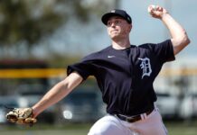 Superstar MLB Pitcher Undergoes Emergency Elbow Surgery Superstar MLB Pitcher Undergoes Emergency Elbow Surgery
