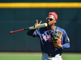 Braves Star Exits Game Early After THIS Happened