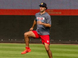 Red Sox Fans Slam Star For Flaunting His Girlfriend