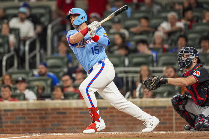 Braves Bring Back Veteran Utility Man