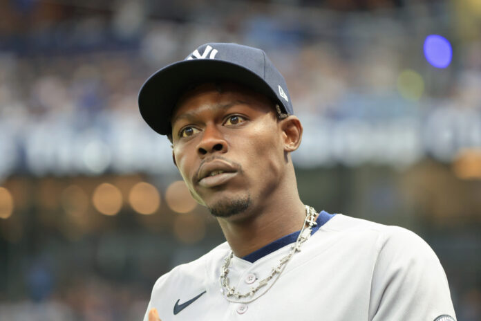 Yankees Star Calls Out Fans For Booing Team Following Loss